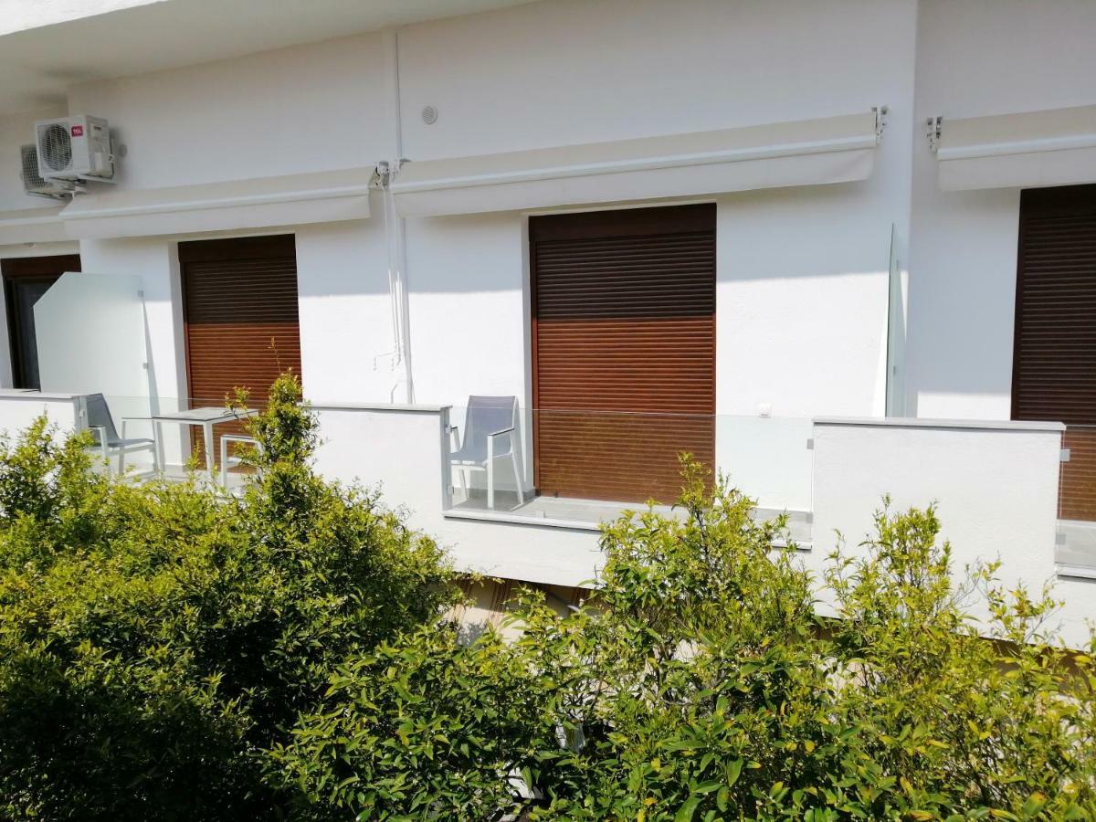 Valachis Central Studios Néos Marmarás Exterior foto